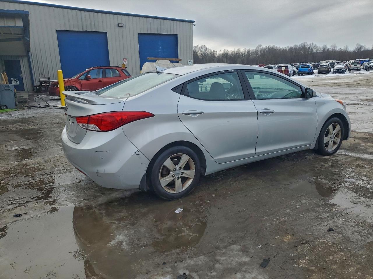 2013 HYUNDAI ELANTRA GLS photo 9