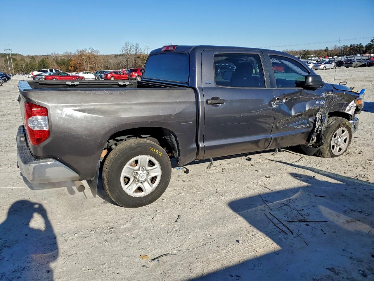 2018 TOYOTA TUNDRA CREWMAX SR5 photo 3