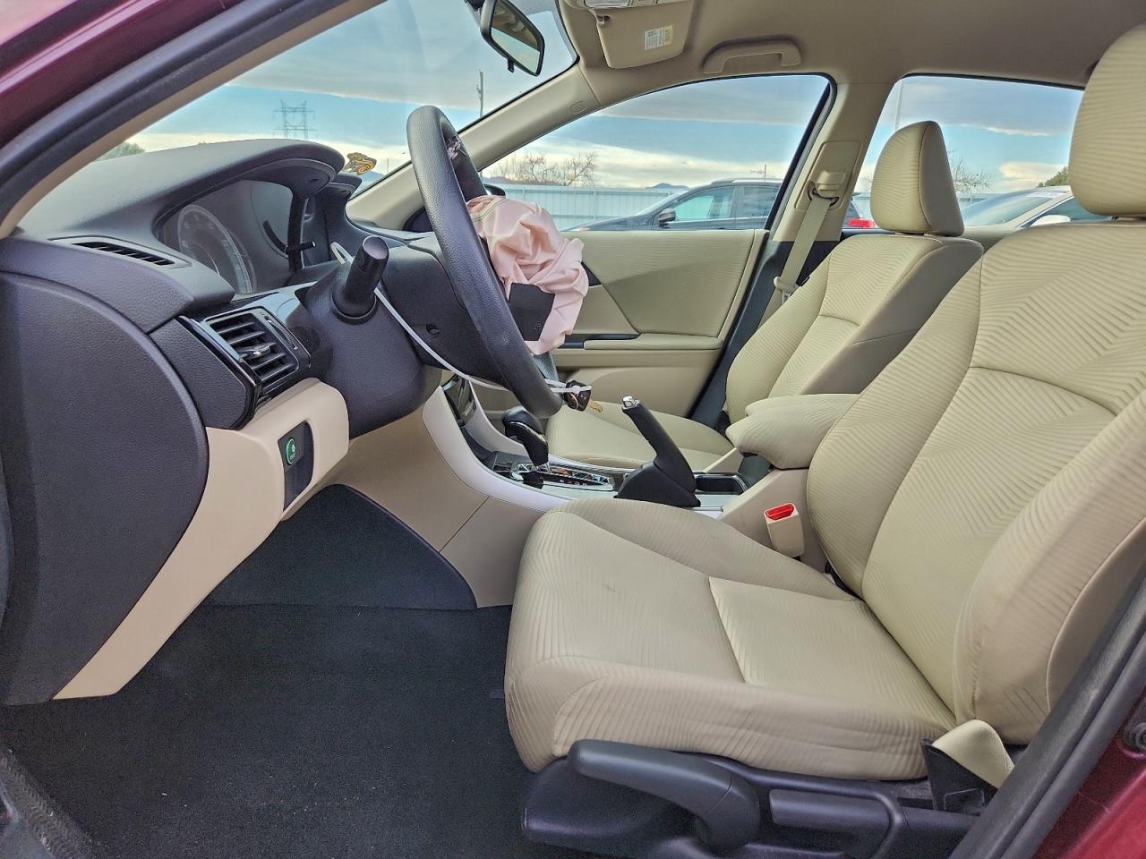 2016 HONDA ACCORD LX photo 7
