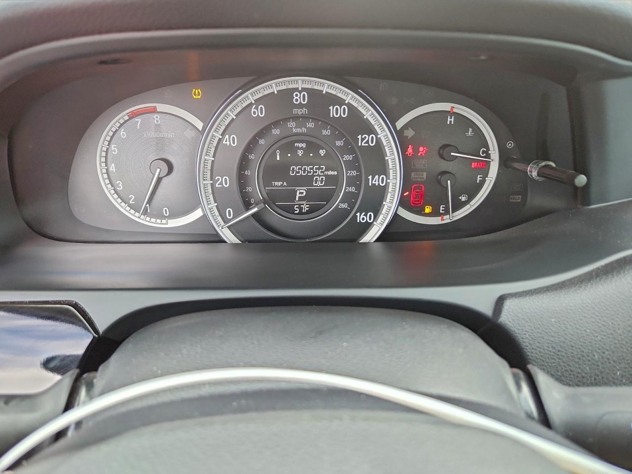 2016 HONDA ACCORD LX photo 9