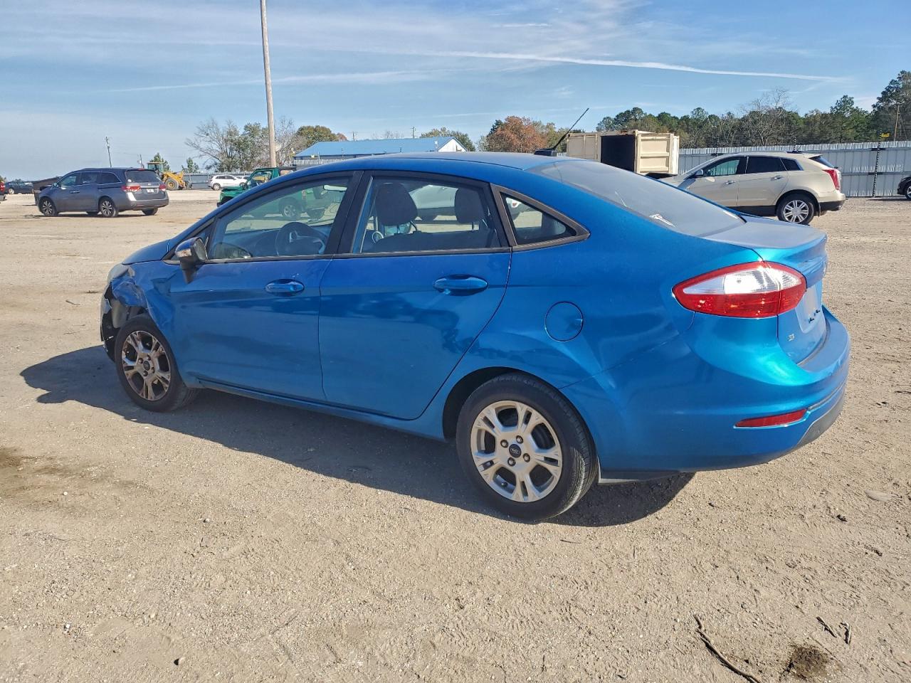 2016 FORD FIESTA SE photo 2