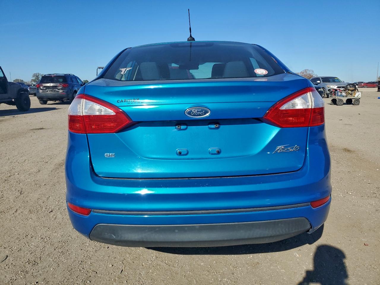 2016 FORD FIESTA SE photo 6