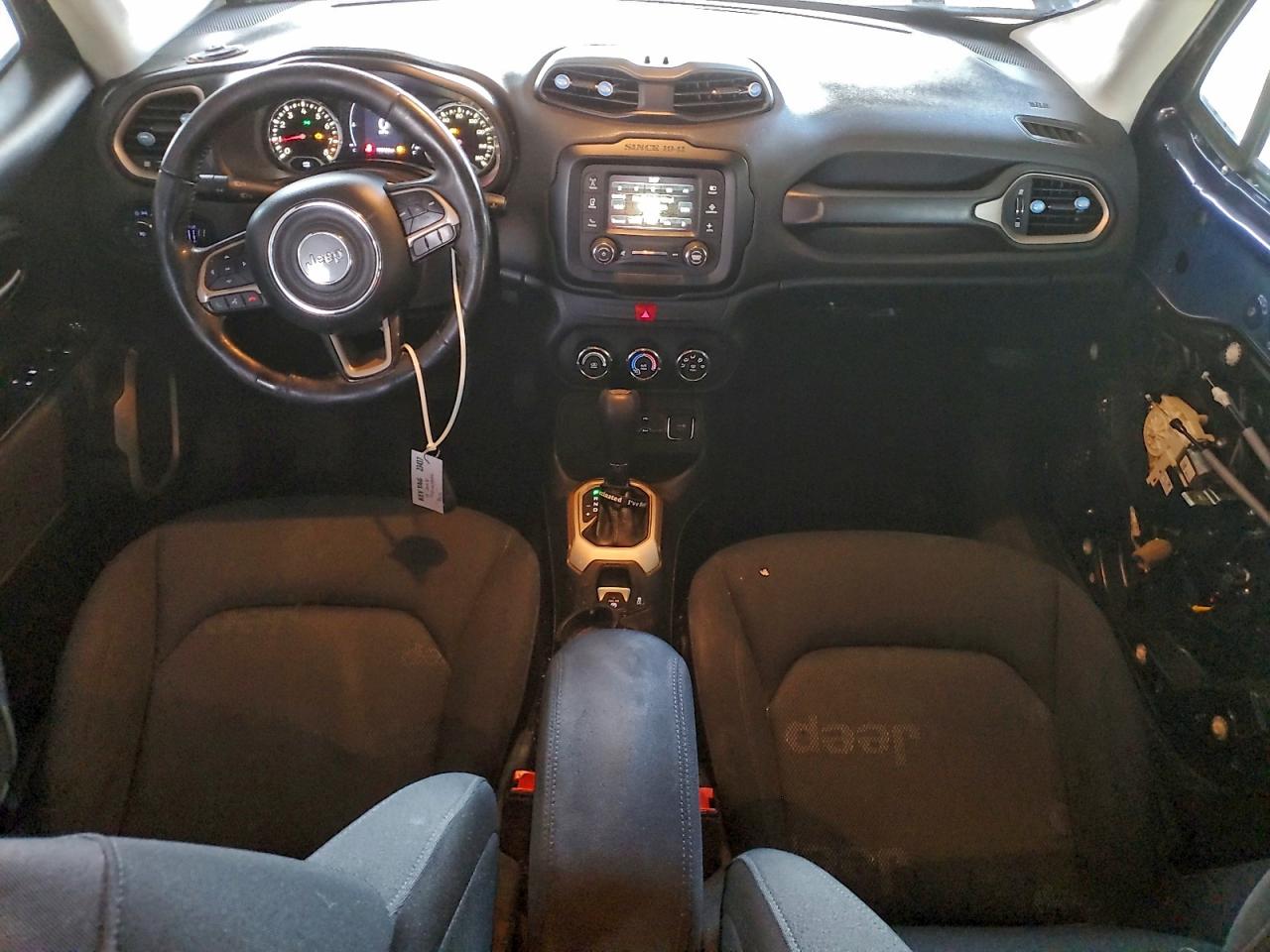 2017 JEEP RENEGADE LATITUDE photo 15