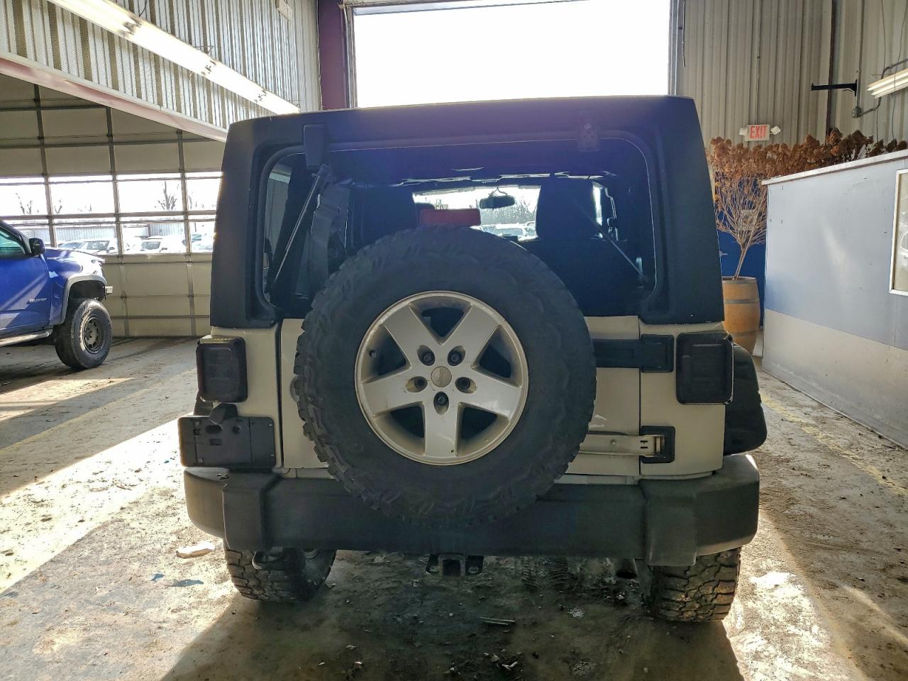 2013 JEEP WRANGLER UNLIMITED SPORT photo 16