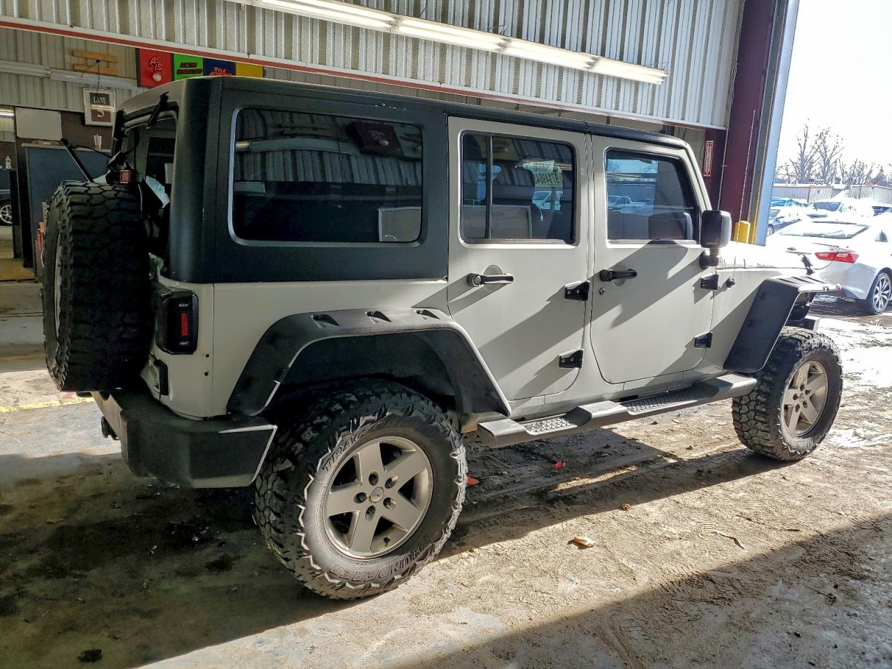 2013 JEEP WRANGLER UNLIMITED SPORT photo 7