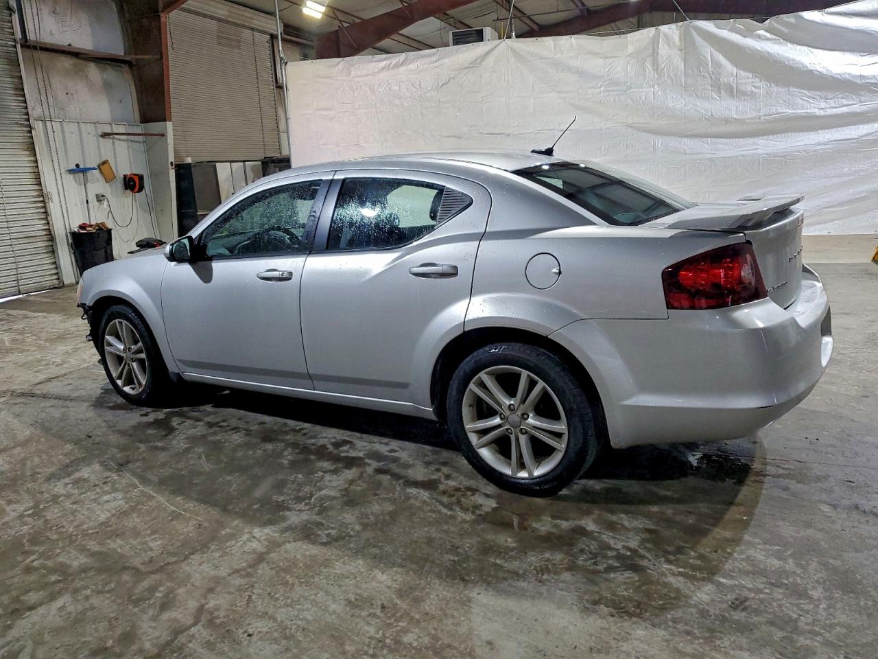 2012 DODGE AVENGER SXT photo 4