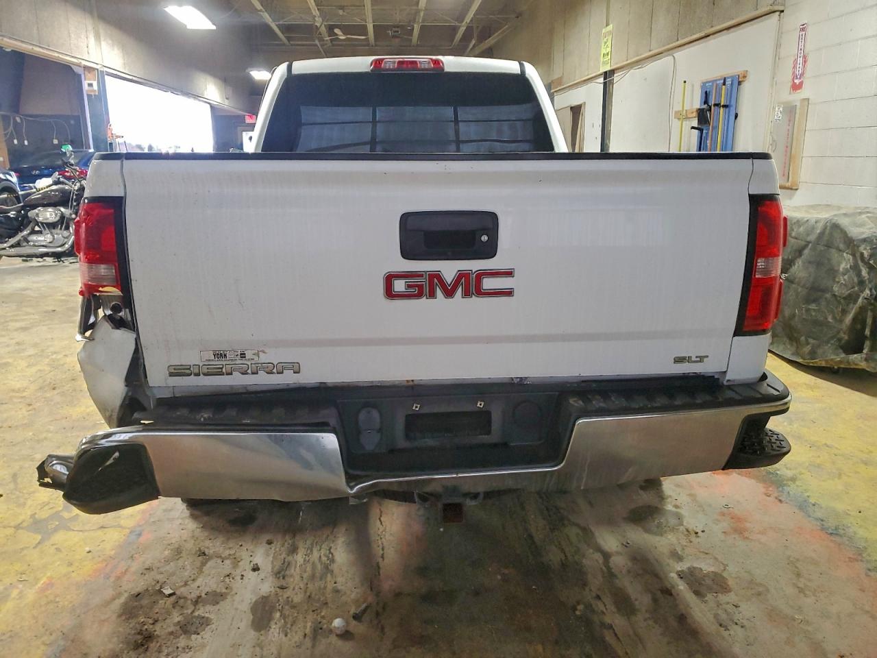 2015 GMC SIERRA K1500 SLT photo 6