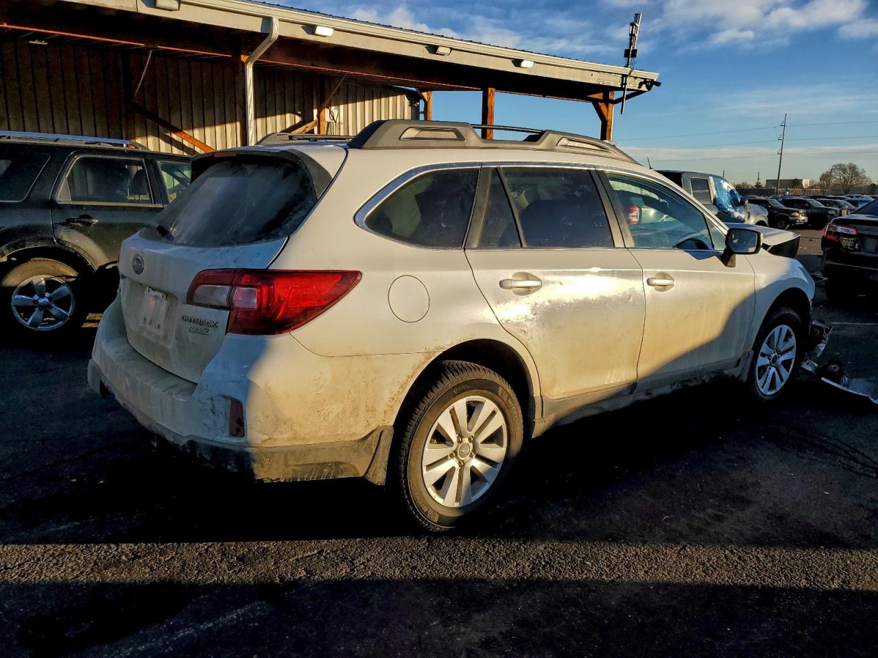 2015 SUBARU OUTBACK 2.5I PREMIUM photo 3