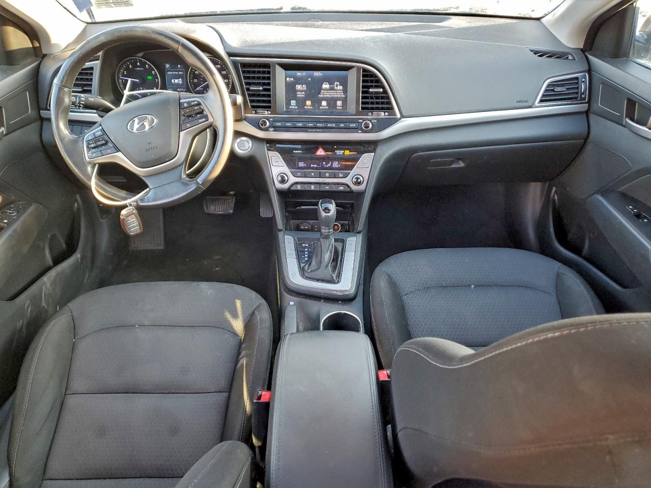 2017 HYUNDAI ELANTRA SE photo 8