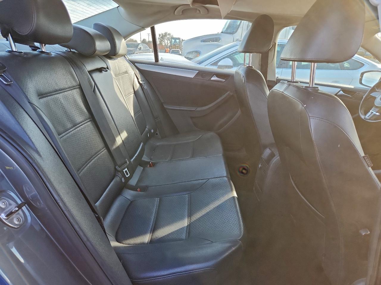 2013 VOLKSWAGEN JETTA SE photo 10