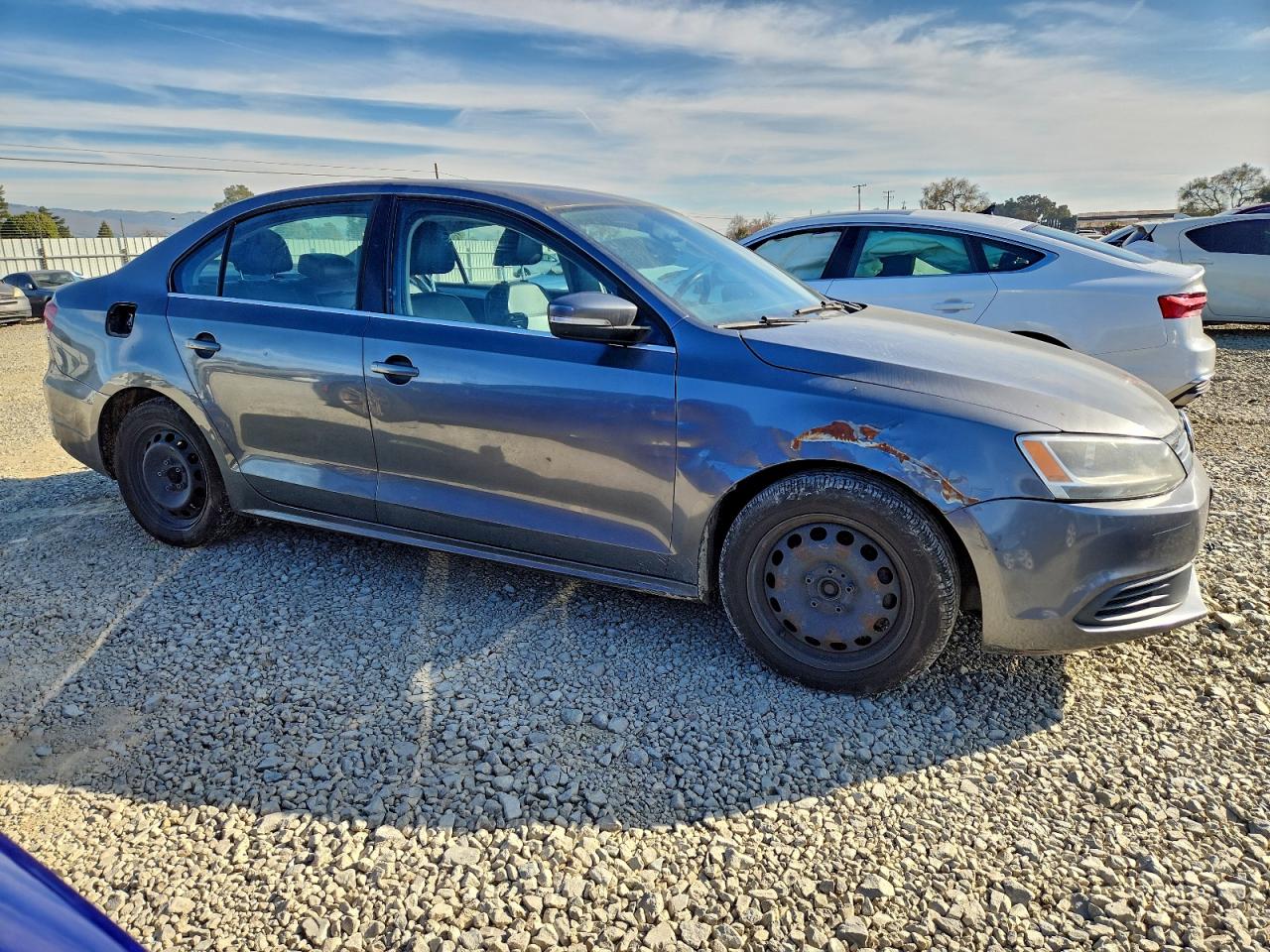 2013 VOLKSWAGEN JETTA SE photo 4