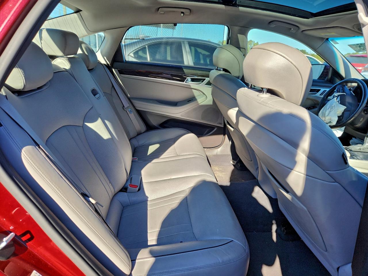 2015 HYUNDAI GENESIS 3.8L photo 10