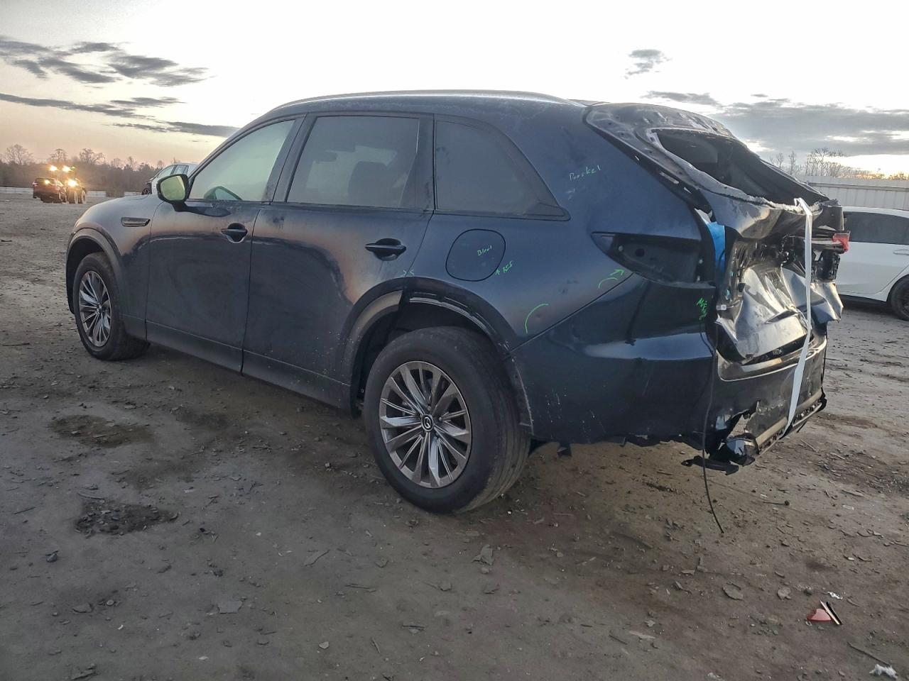 2024 MAZDA CX-90 PREFERRED photo 3