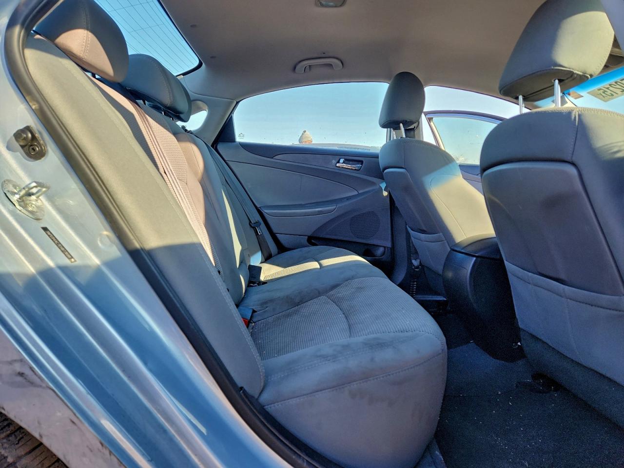 2014 HYUNDAI SONATA GLS photo 10