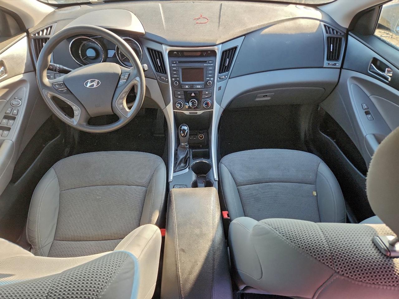 2014 HYUNDAI SONATA GLS photo 8