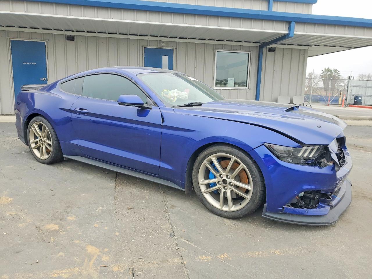 2015 FORD MUSTANG photo 4
