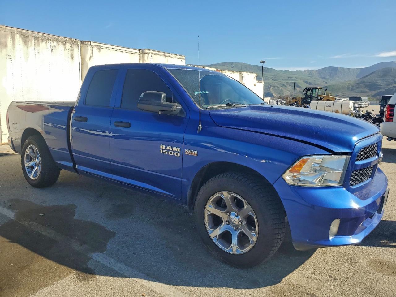 2014 RAM 1500 ST photo 4