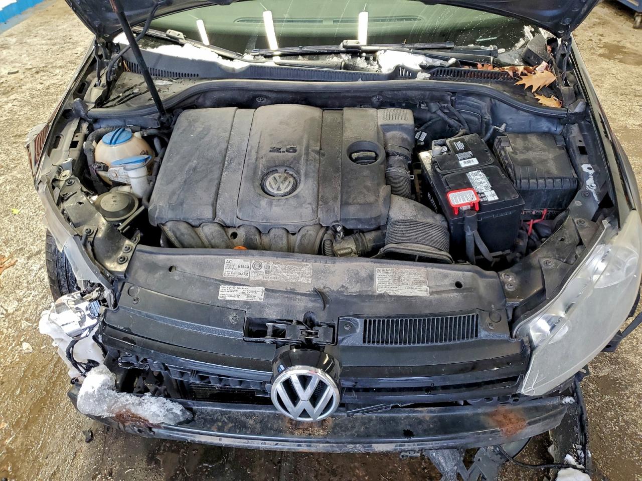 2012 VOLKSWAGEN GOLF photo 11