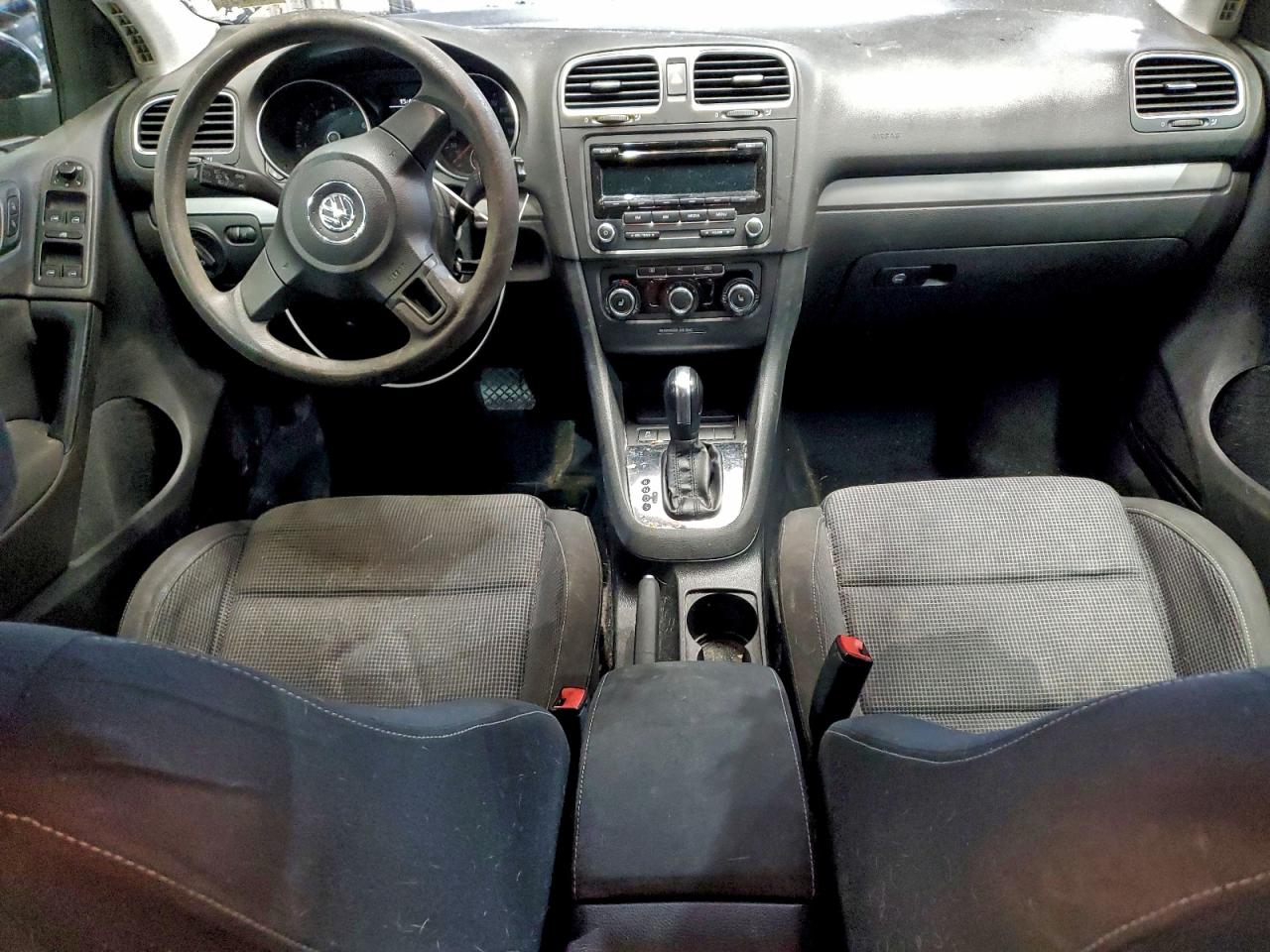 2012 VOLKSWAGEN GOLF photo 8