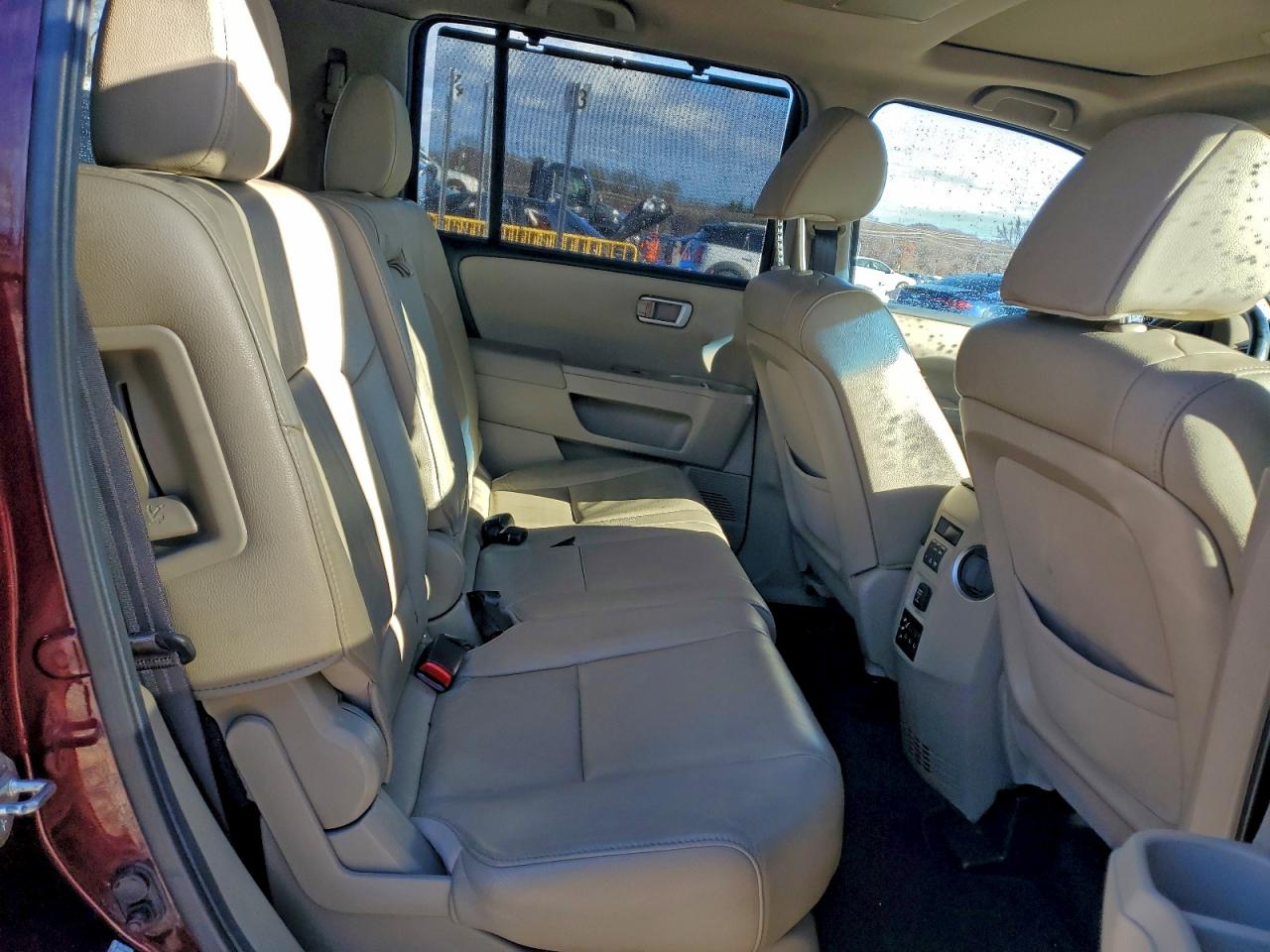2012 HONDA PILOT TOURING photo 31