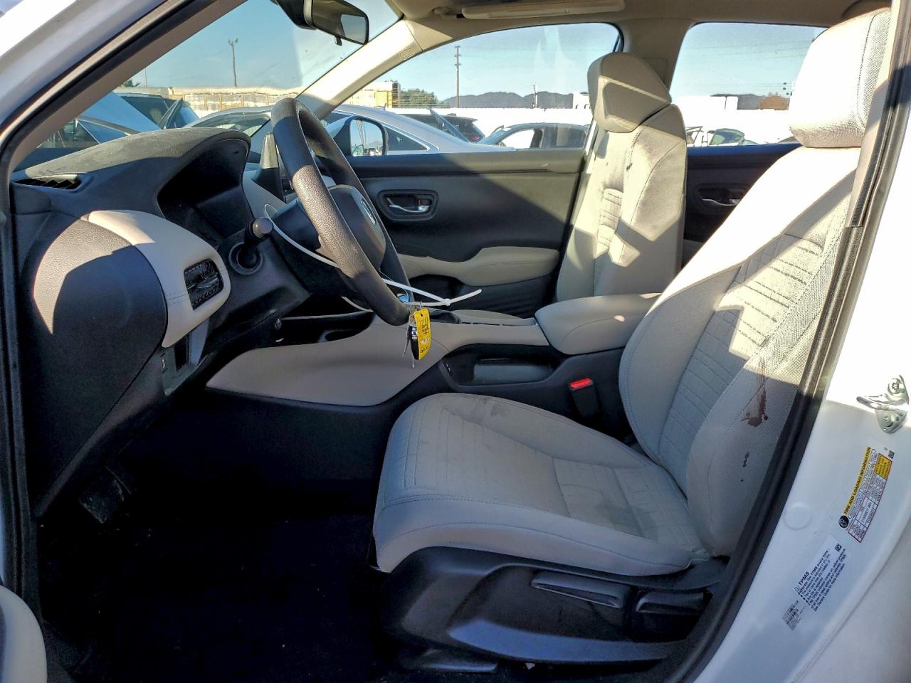 2024 HONDA HR-V LX photo 7