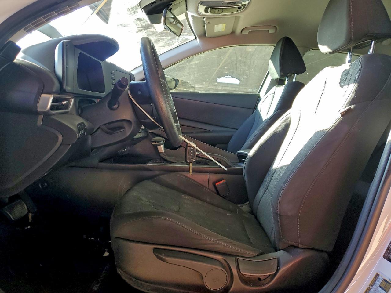 2024 HYUNDAI ELANTRA SE photo 19