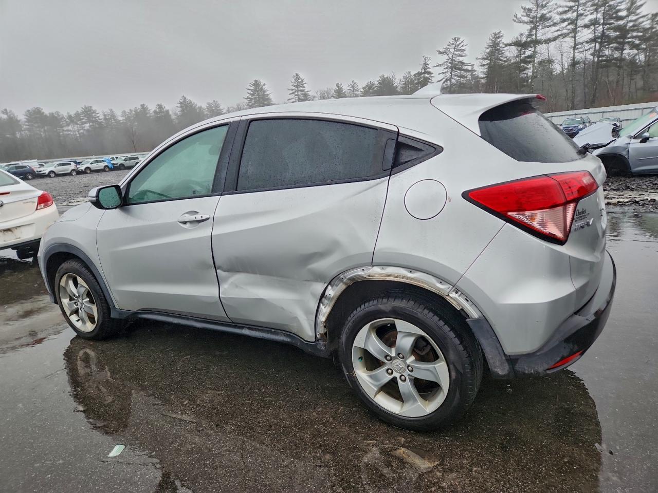 2016 HONDA HR-V EX photo 2