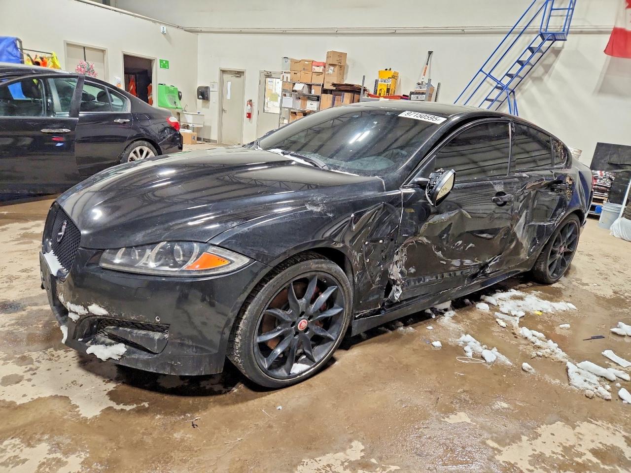 2015 JAGUAR XF