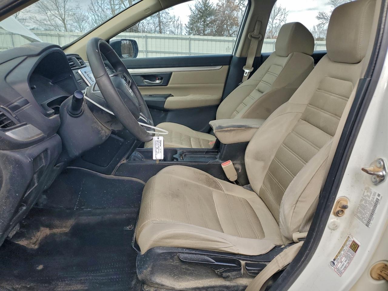 2017 HONDA CR-V LX photo 7