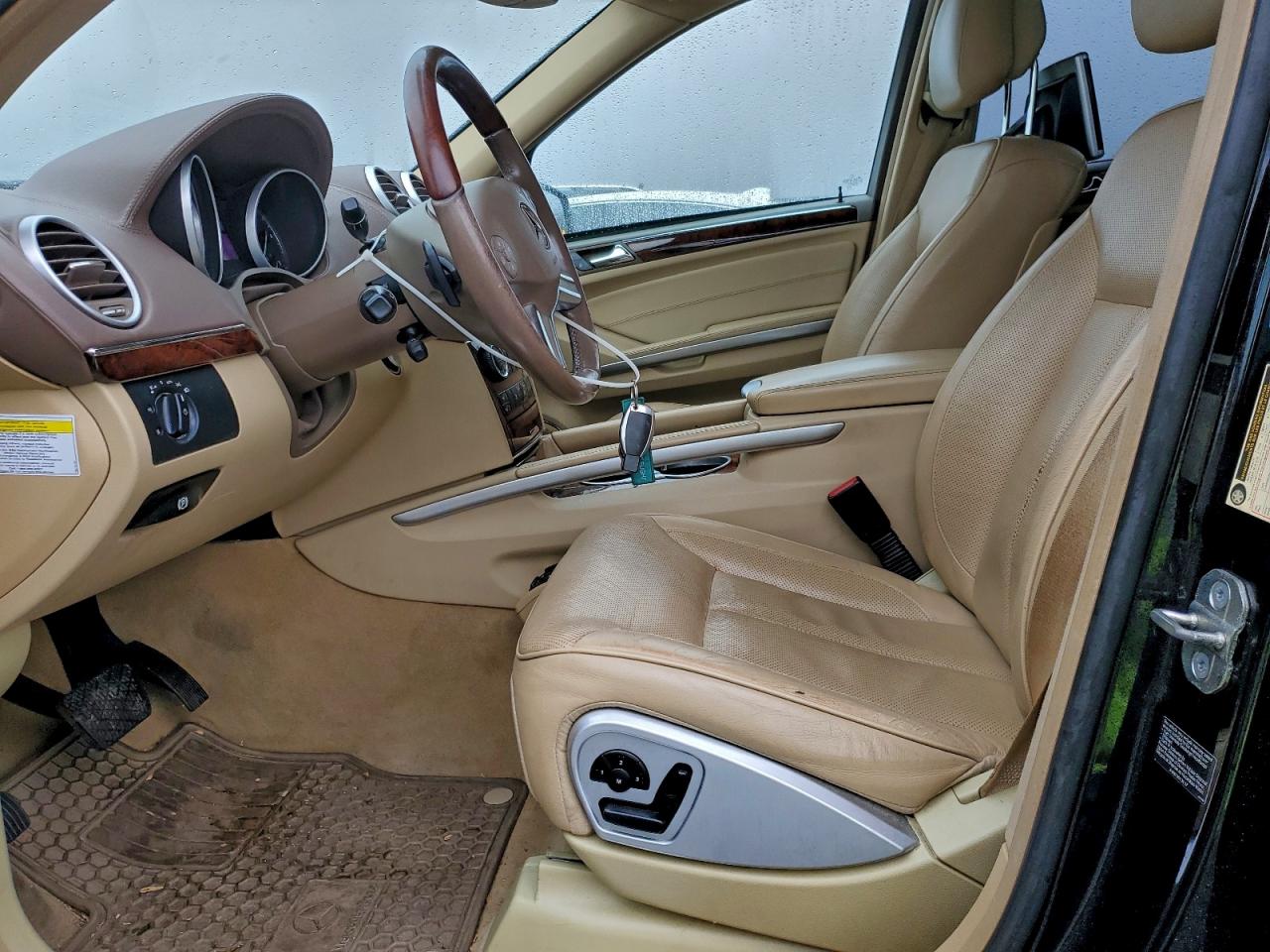 2012 MERCEDES-BENZ GL 350 BLUETEC photo 13