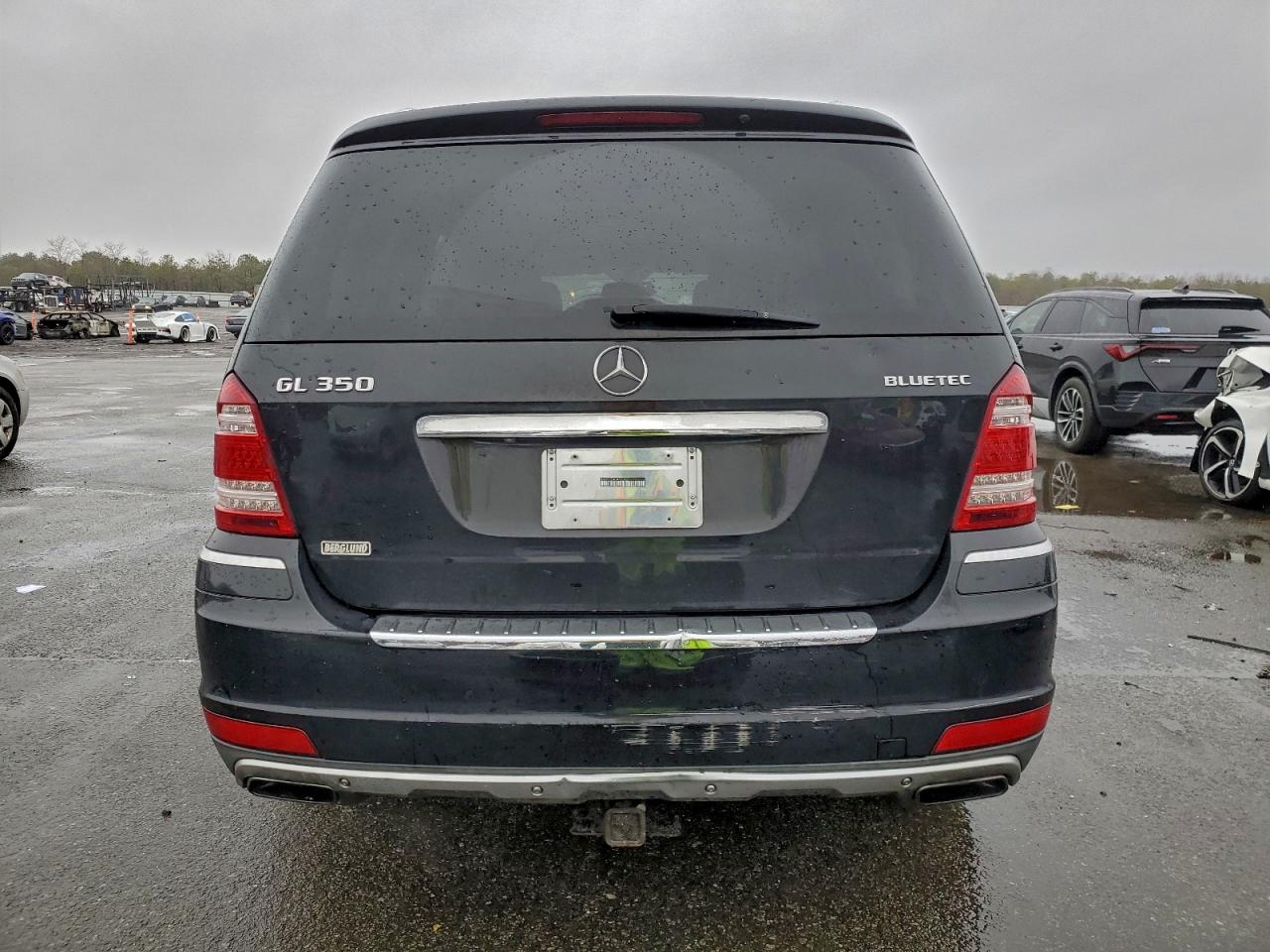 2012 MERCEDES-BENZ GL 350 BLUETEC photo 11