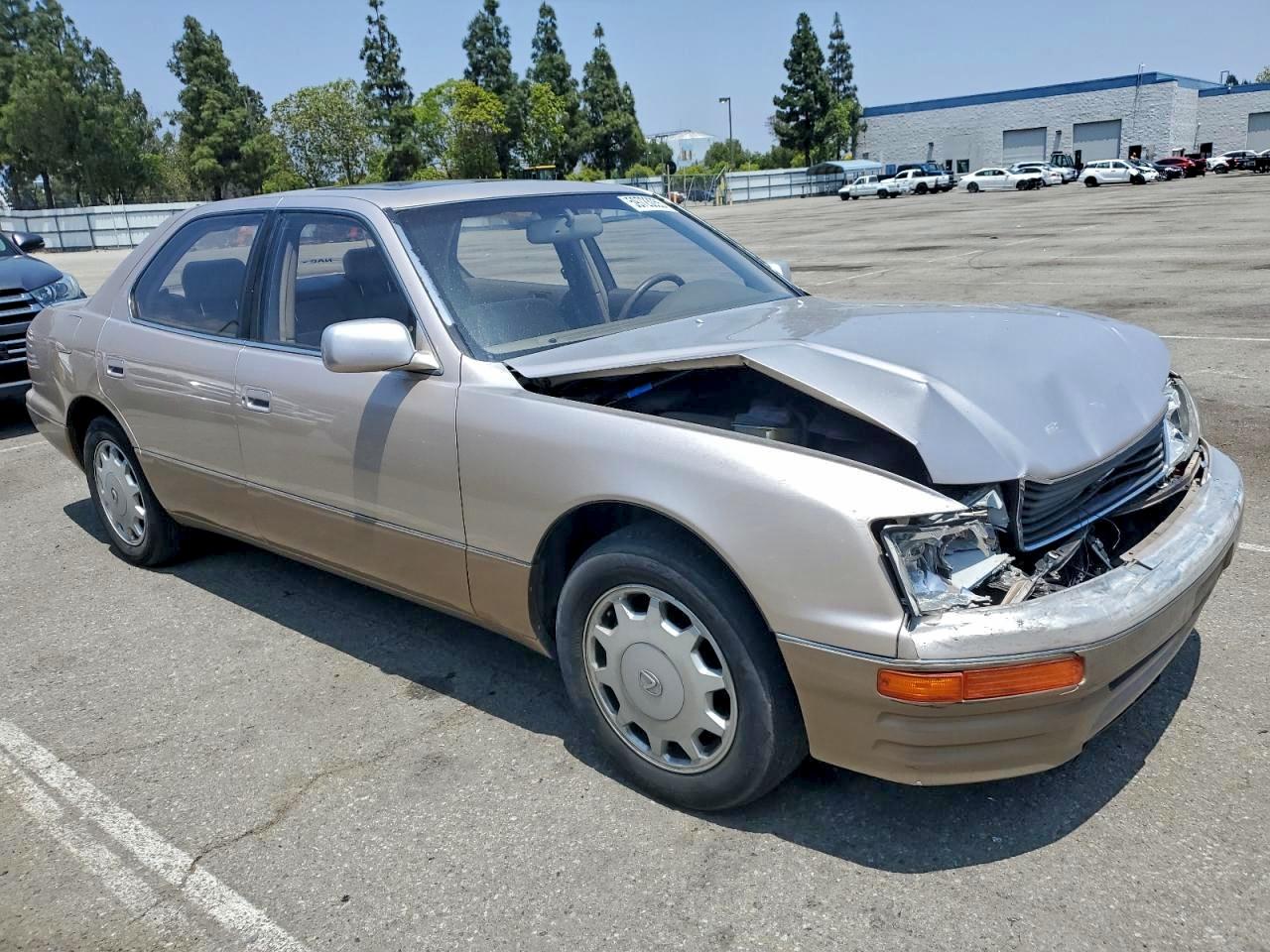 1997 LEXUS LS 400 photo 7