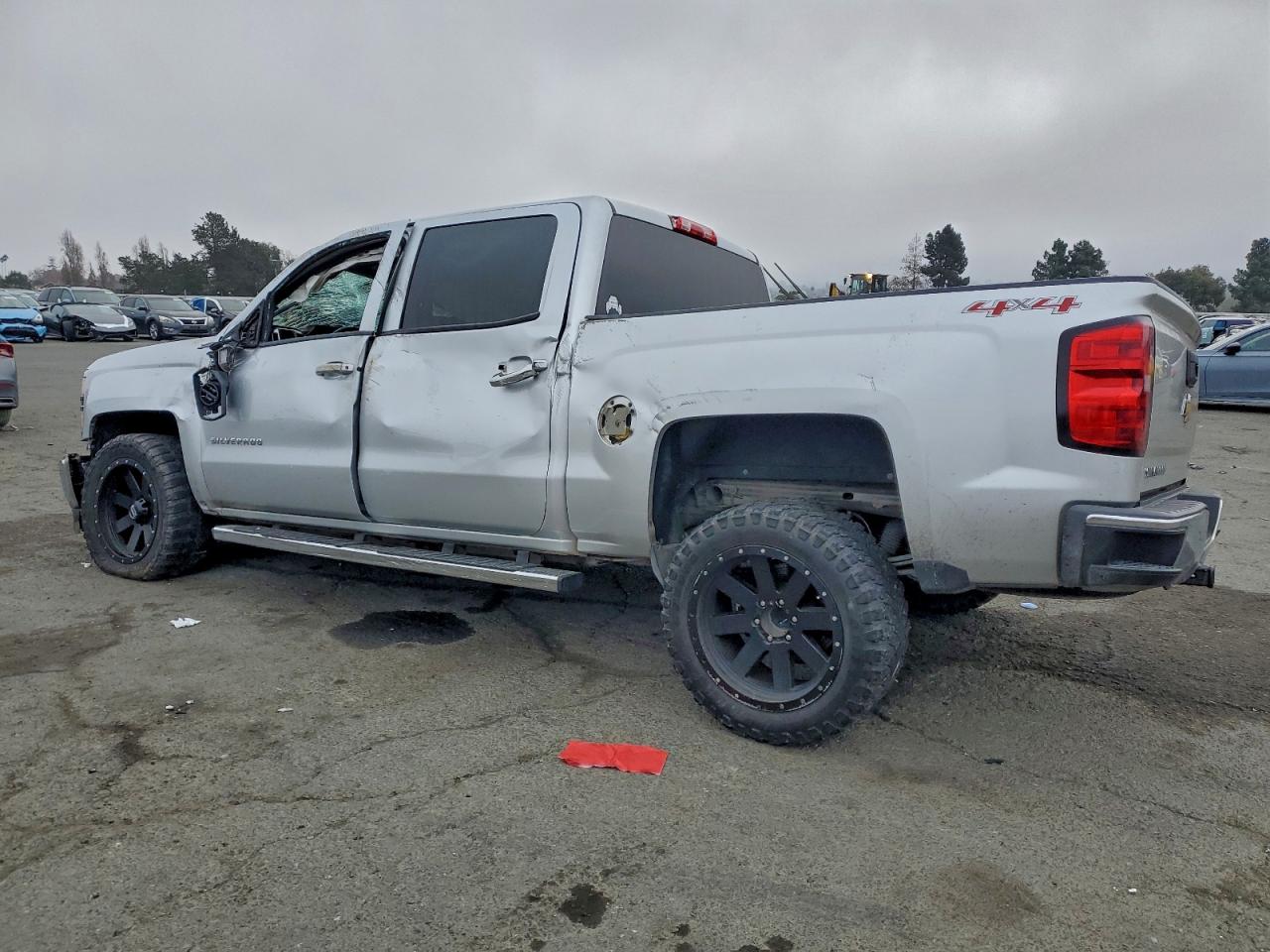 2014 CHEVROLET SILVERADO K1500 LT photo 2