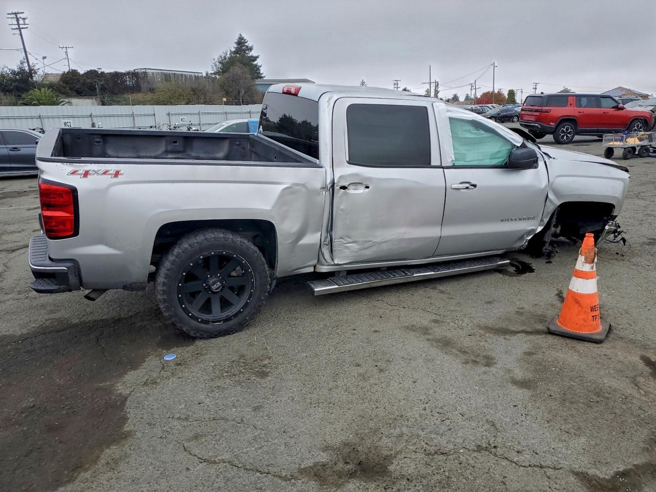2014 CHEVROLET SILVERADO K1500 LT photo 3