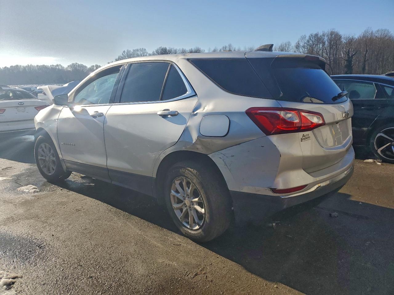 2018 CHEVROLET EQUINOX LT photo 2
