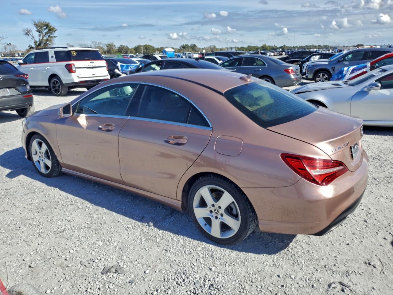 2018 MERCEDES-BENZ CLA 250 photo 2