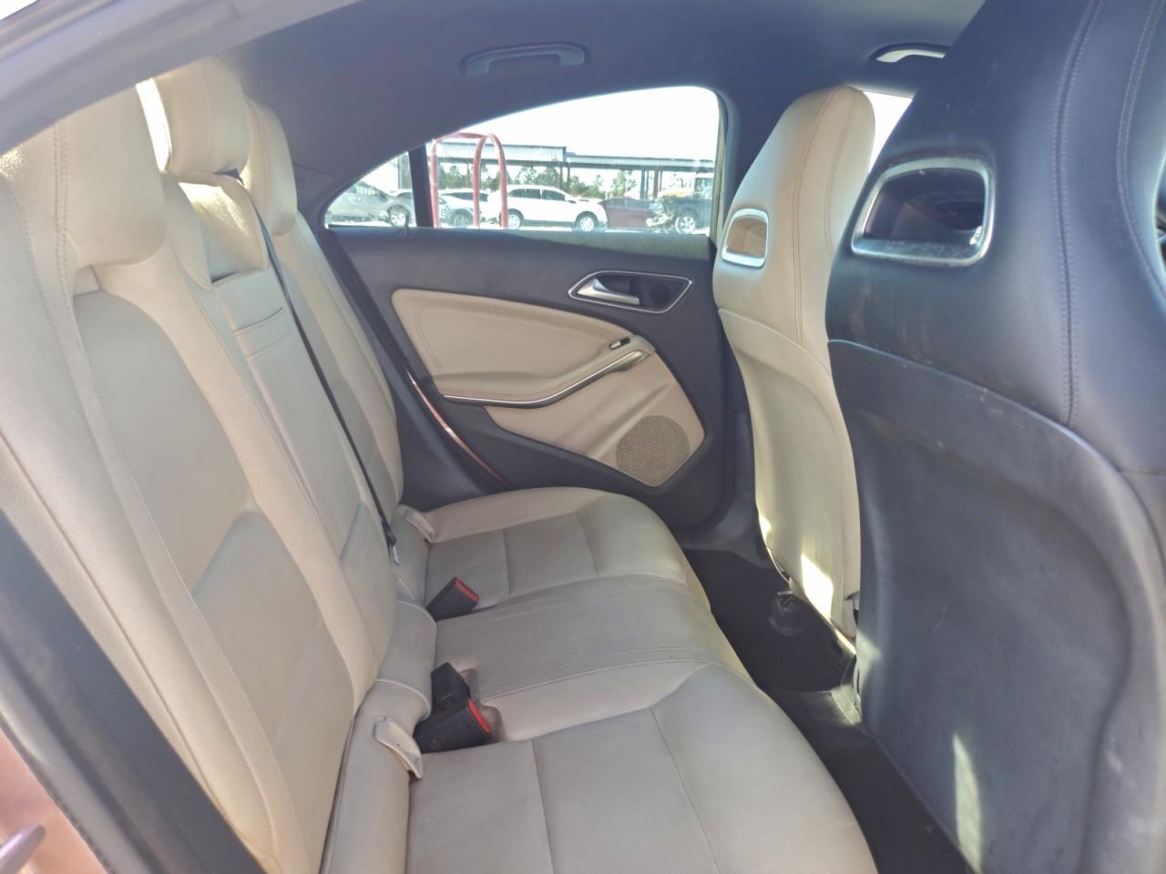 2018 MERCEDES-BENZ CLA 250 photo 10
