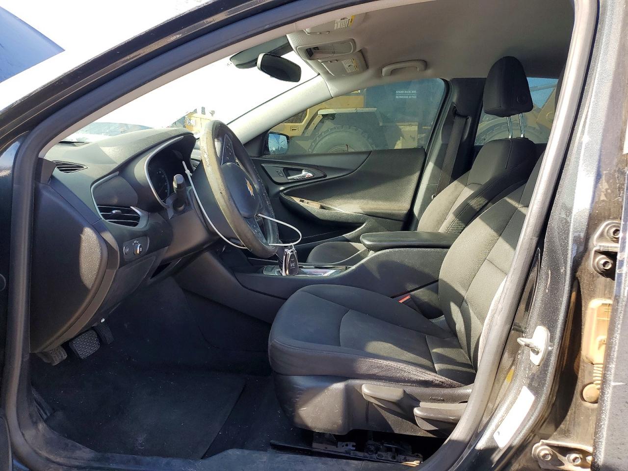 2018 CHEVROLET MALIBU LS photo 7