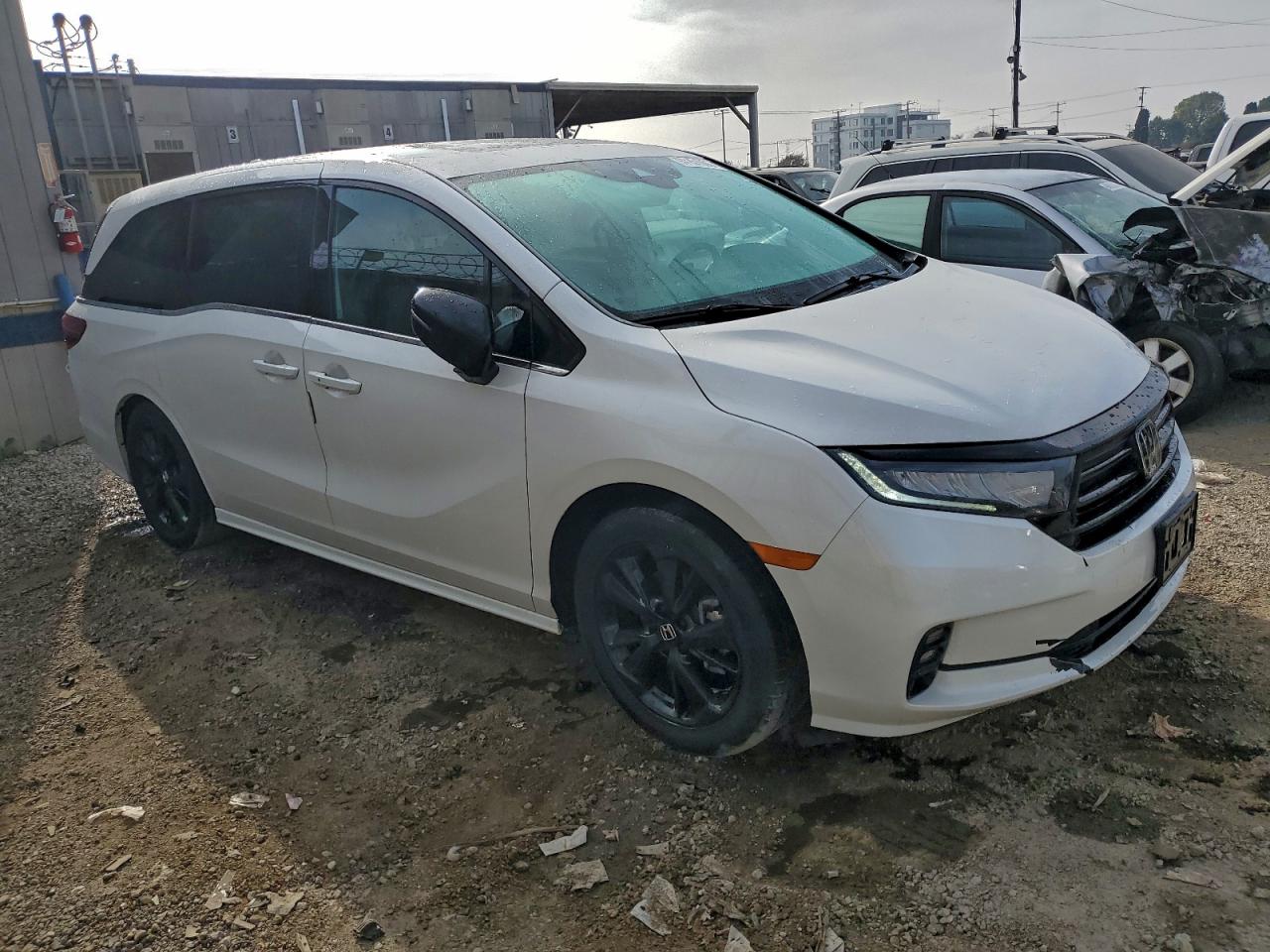 2024 HONDA ODYSSEY SPORT photo 4