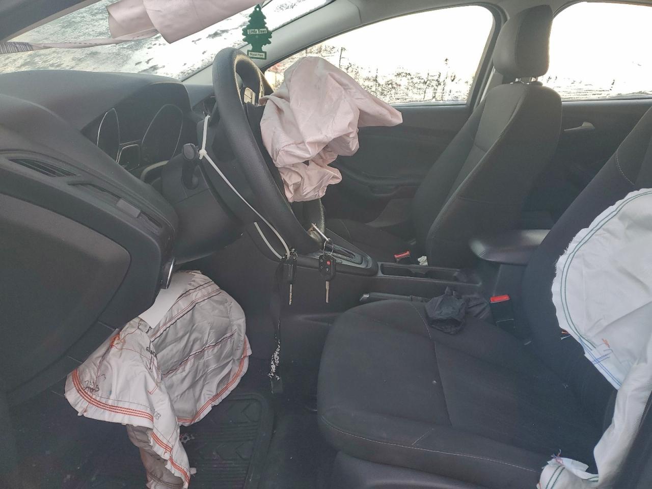 2018 FORD FOCUS SE photo 7