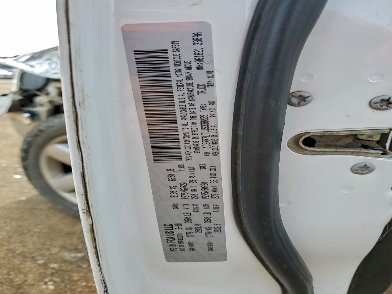 2018 RAM 1500 SLT photo 23
