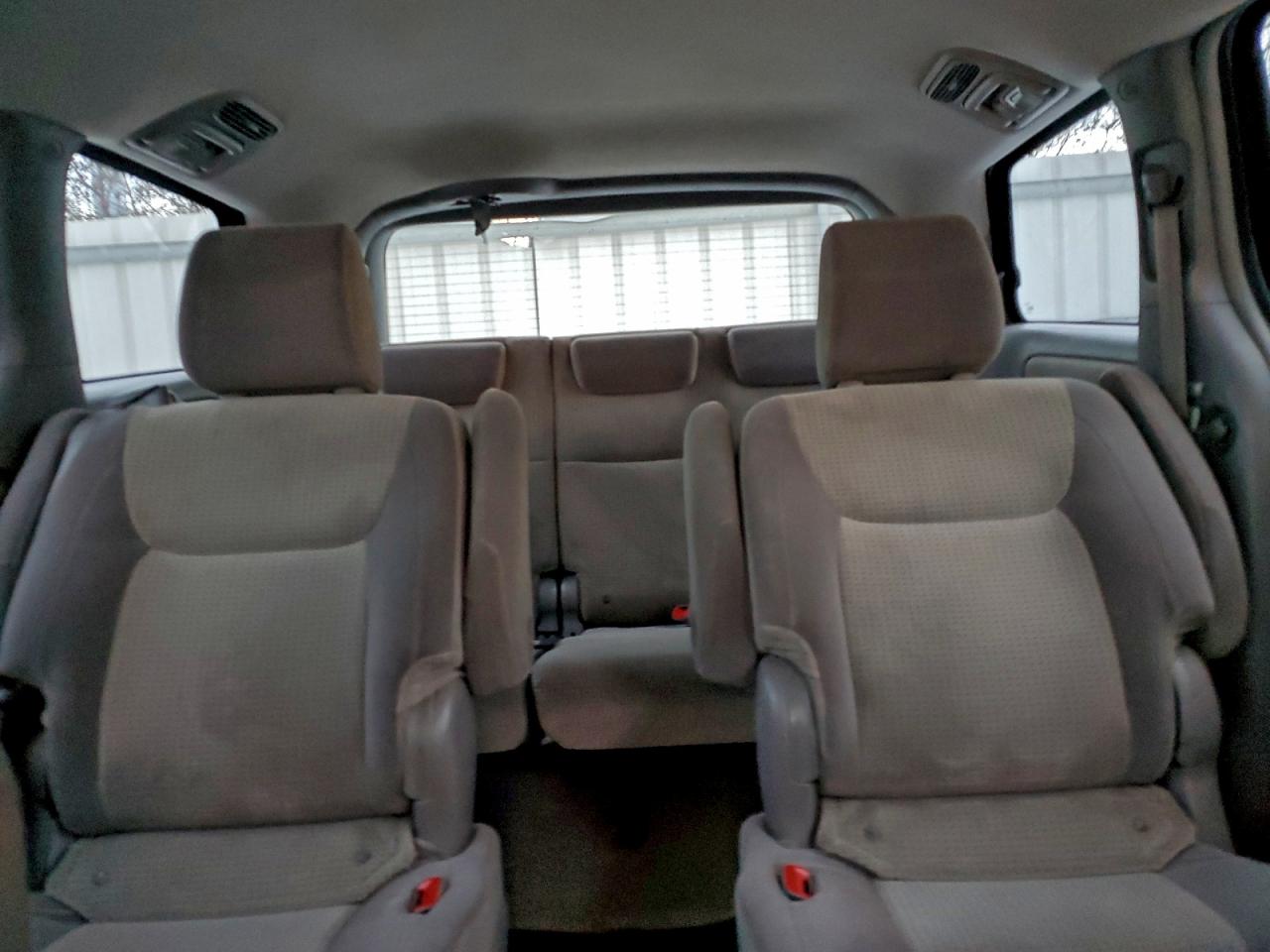 2009 TOYOTA SIENNA photo 10