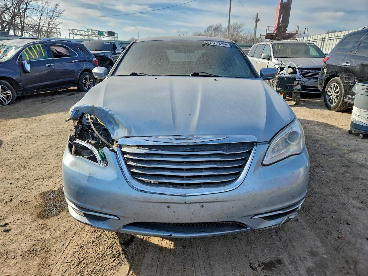 2013 CHRYSLER 200 TOURING photo 5
