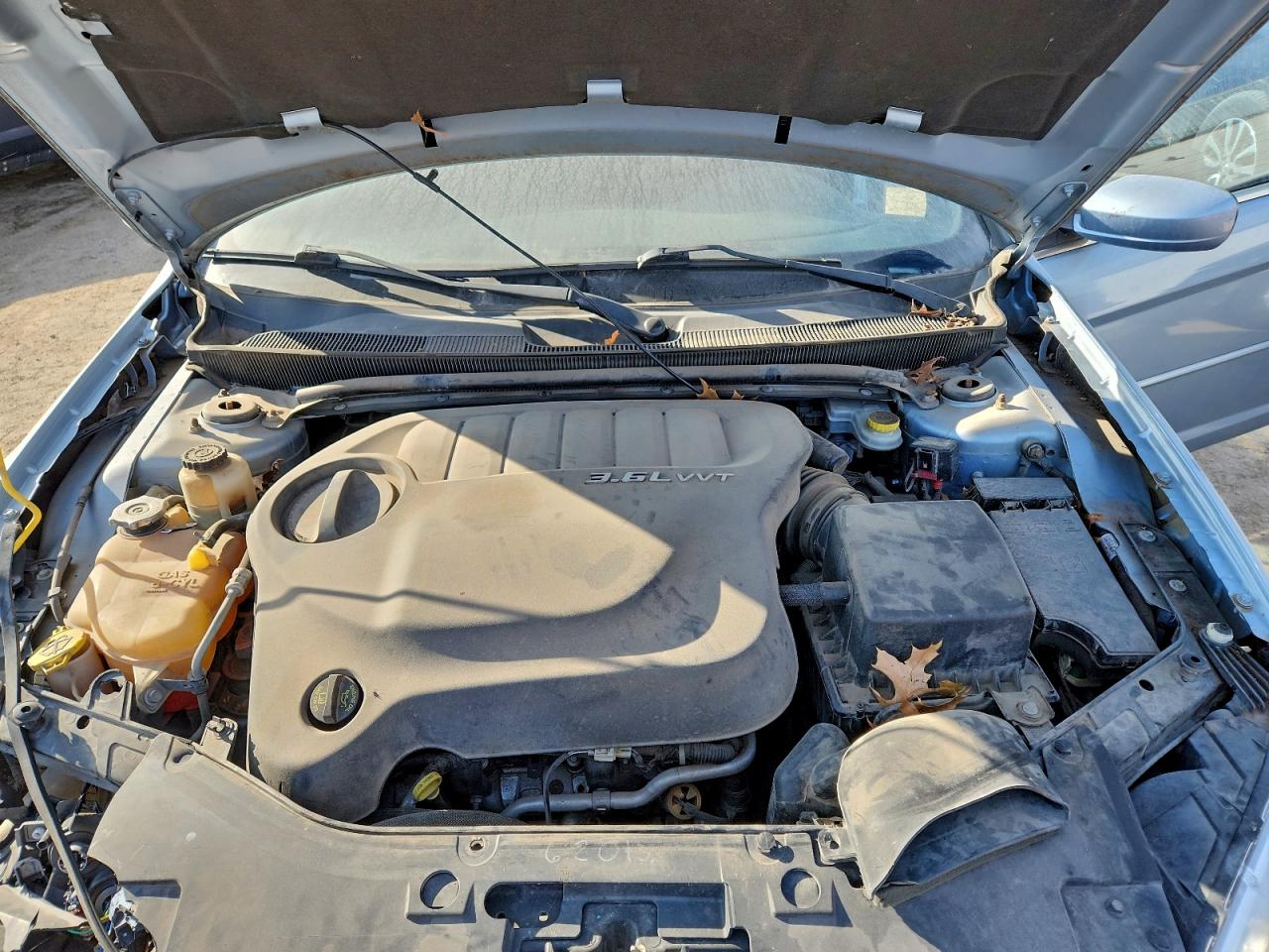2013 CHRYSLER 200 TOURING photo 11