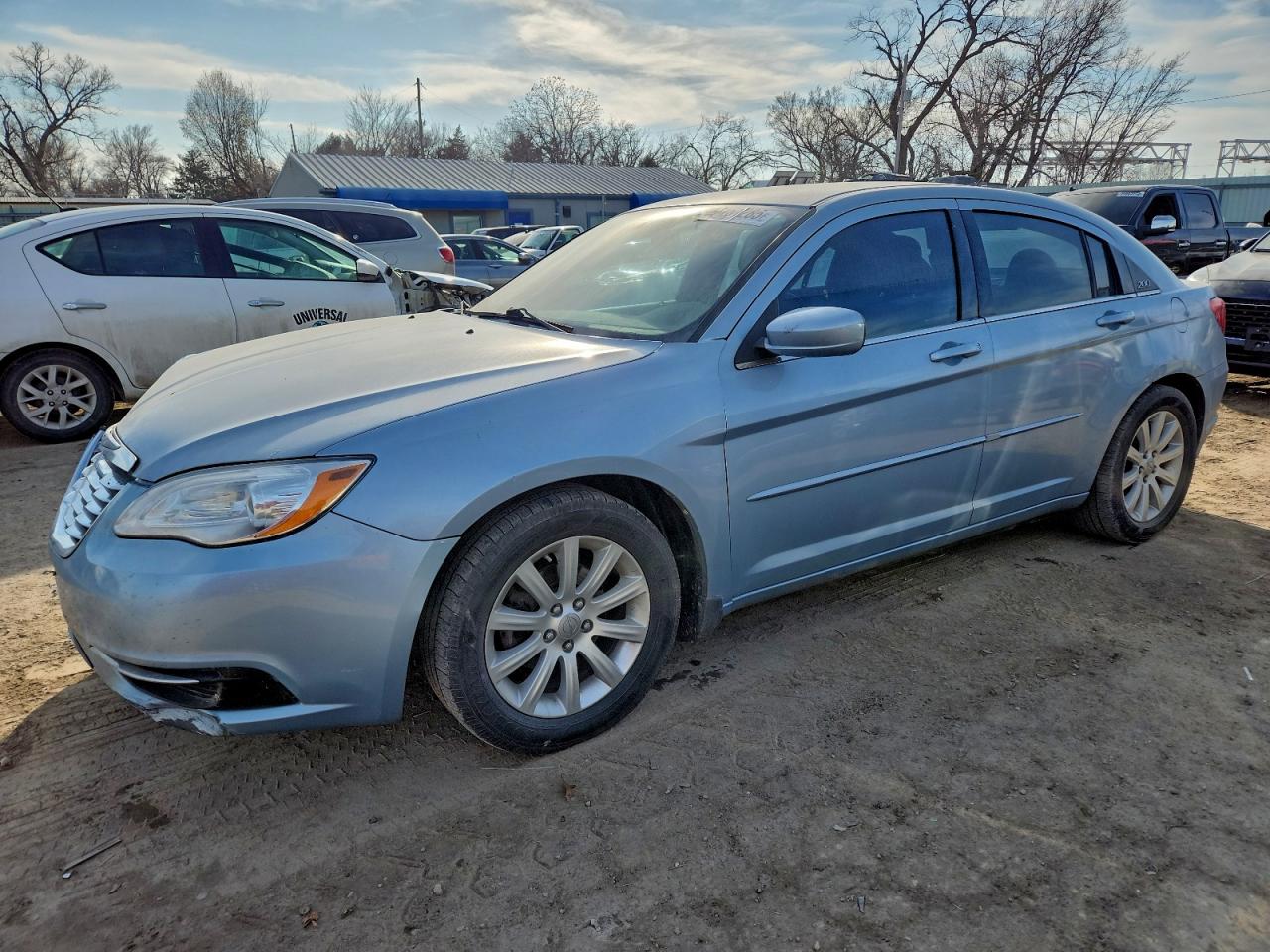 2013 CHRYSLER 200