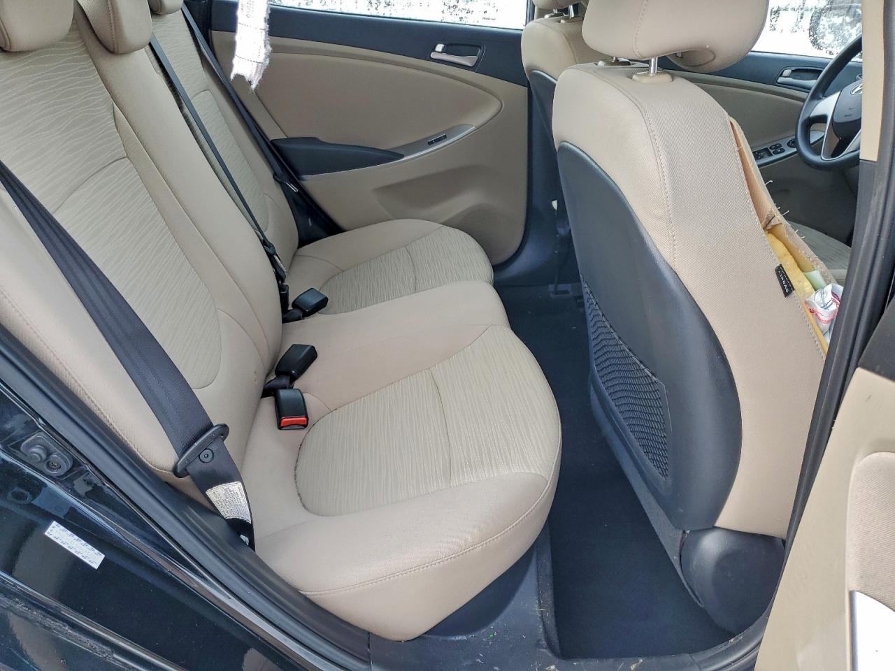 2016 HYUNDAI ACCENT SE photo 19