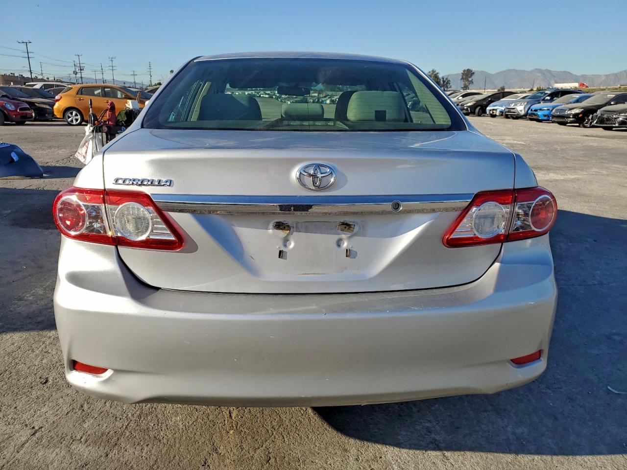 2013 TOYOTA COROLLA BASE photo 6