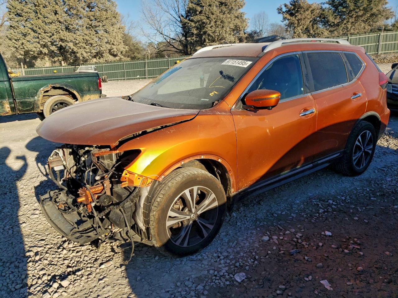 2017 NISSAN ROGUE