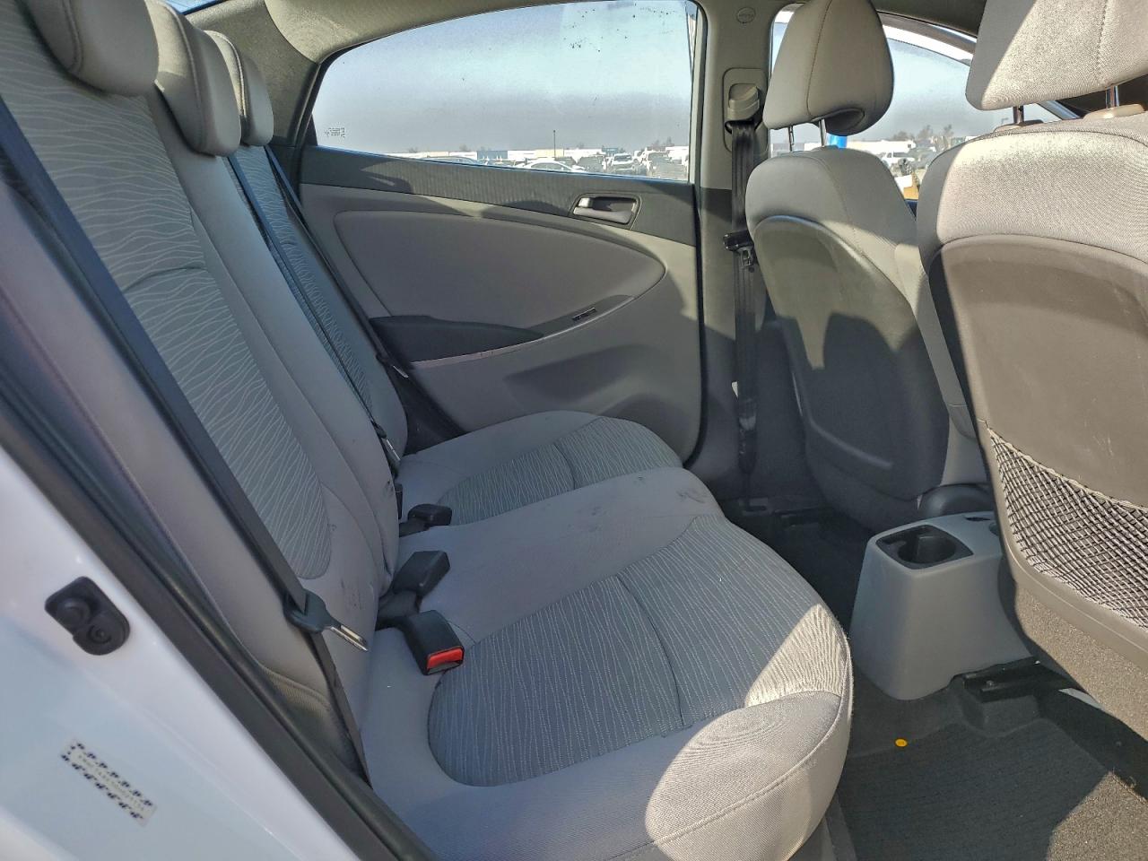 2016 HYUNDAI ACCENT SE photo 10