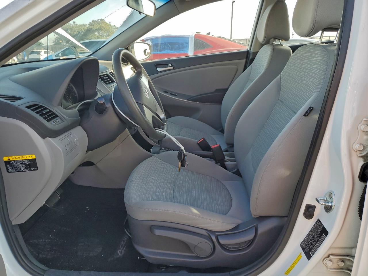 2016 HYUNDAI ACCENT SE photo 7